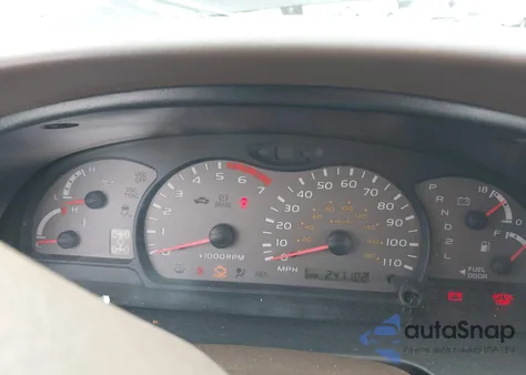 2001 Toyota Sequoia Limited V8 from USA, damaged, VIN 5TDBT48A11S043894